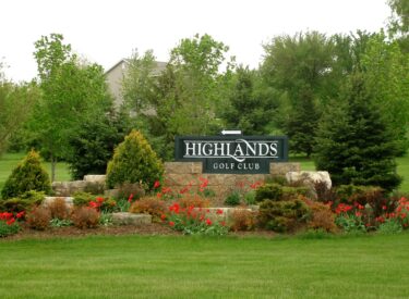 Highlands Golf Course Entry